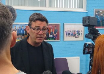 Andy Burnham, Bylines team